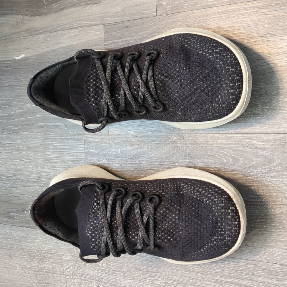 Allbirds tree dashers navy size 10